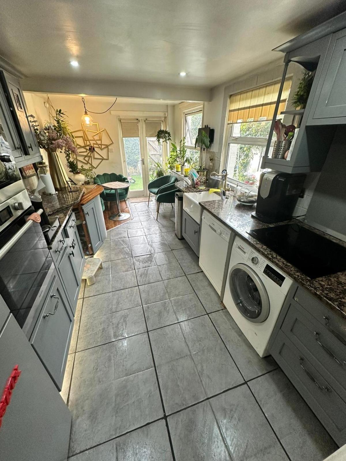 My Sky Secret Garden 1 Bedroom London Exterior foto